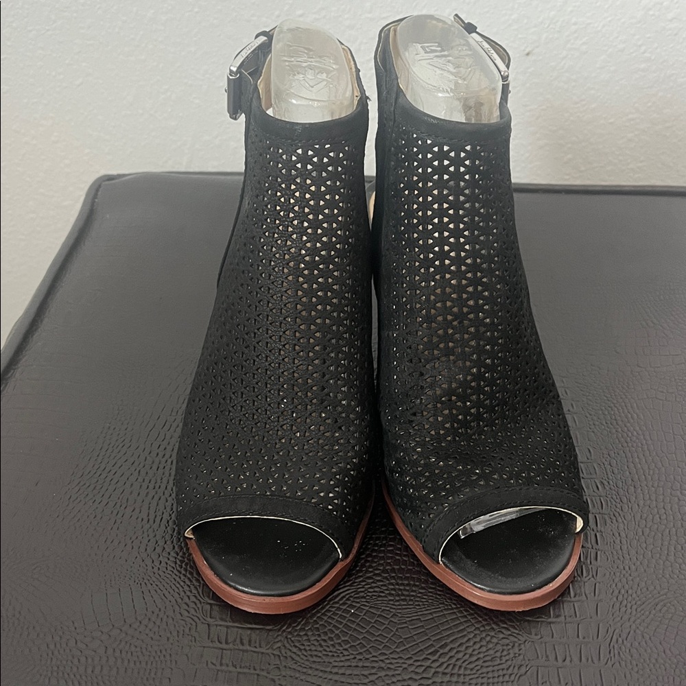 SAM EDELMAN Black Henri Heeled Sandals - Picture 2 of 6